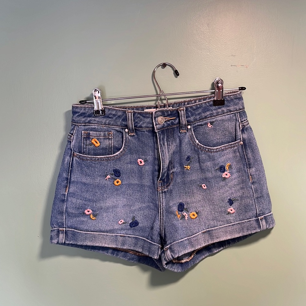 Floral Pacsun Mom Shorts size 25